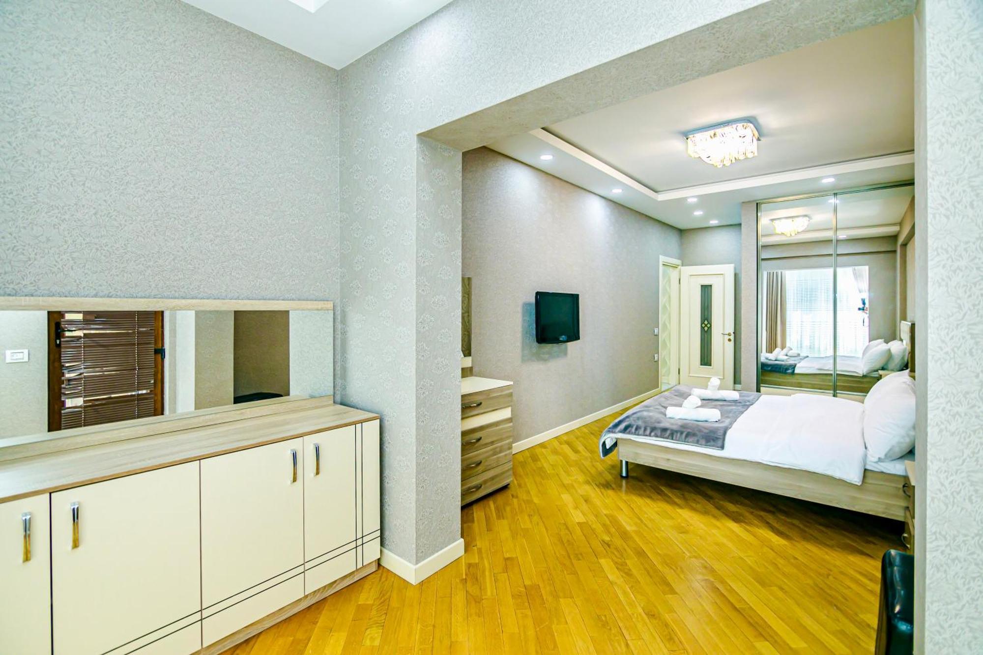 Park Azure Vip Apartment By Baku Housing Екстер'єр фото